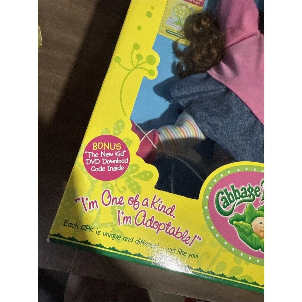 Cabbage Patch Kids Playful Girl 2011 Collectible NEW IN BOX